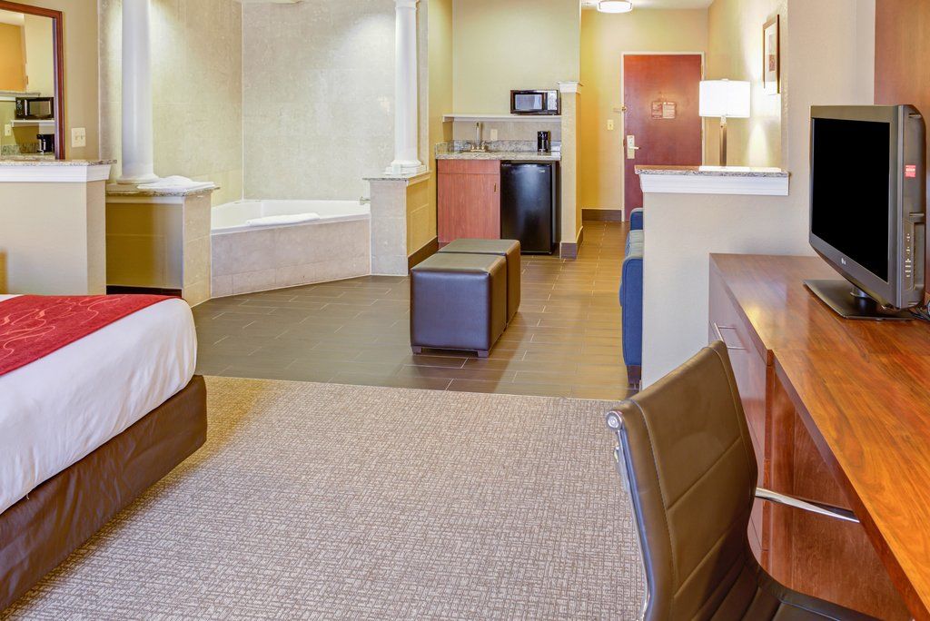 Comfort Suites Newark - Harrison Esterno foto